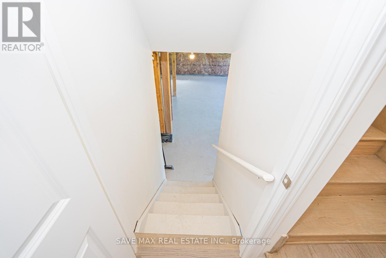 13 DEL RAY CRESCENT - Image 42