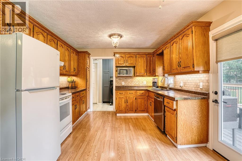 3029 BROOKHAVEN Drive - 13