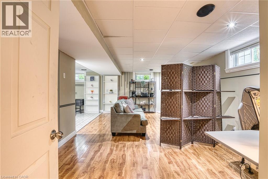 3029 BROOKHAVEN Drive - 26