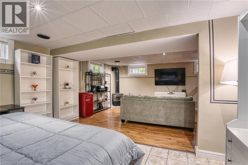 3029 BROOKHAVEN Drive - 31