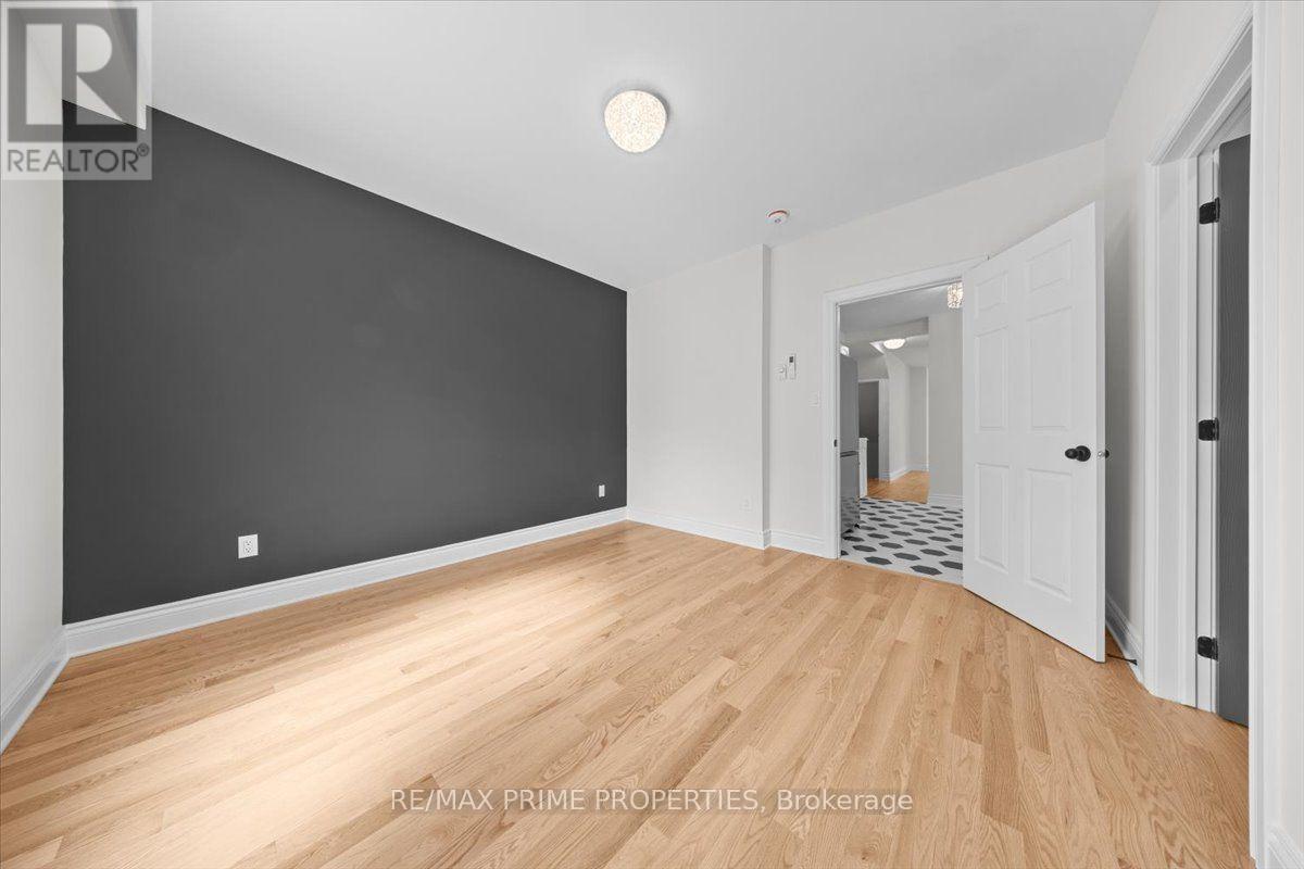 4 Bed, 3 Bath Multi-Family for Sale in Ottawa – 238 BRUYERE STREET, Ottawa – MLS# X13543838 - Image 18