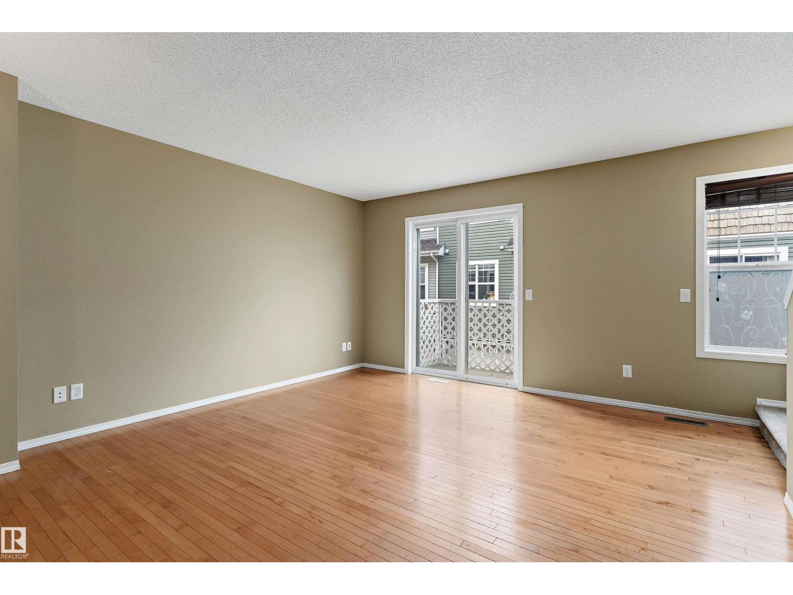 #73 2051 TOWNE CENTRE BV NW - 18