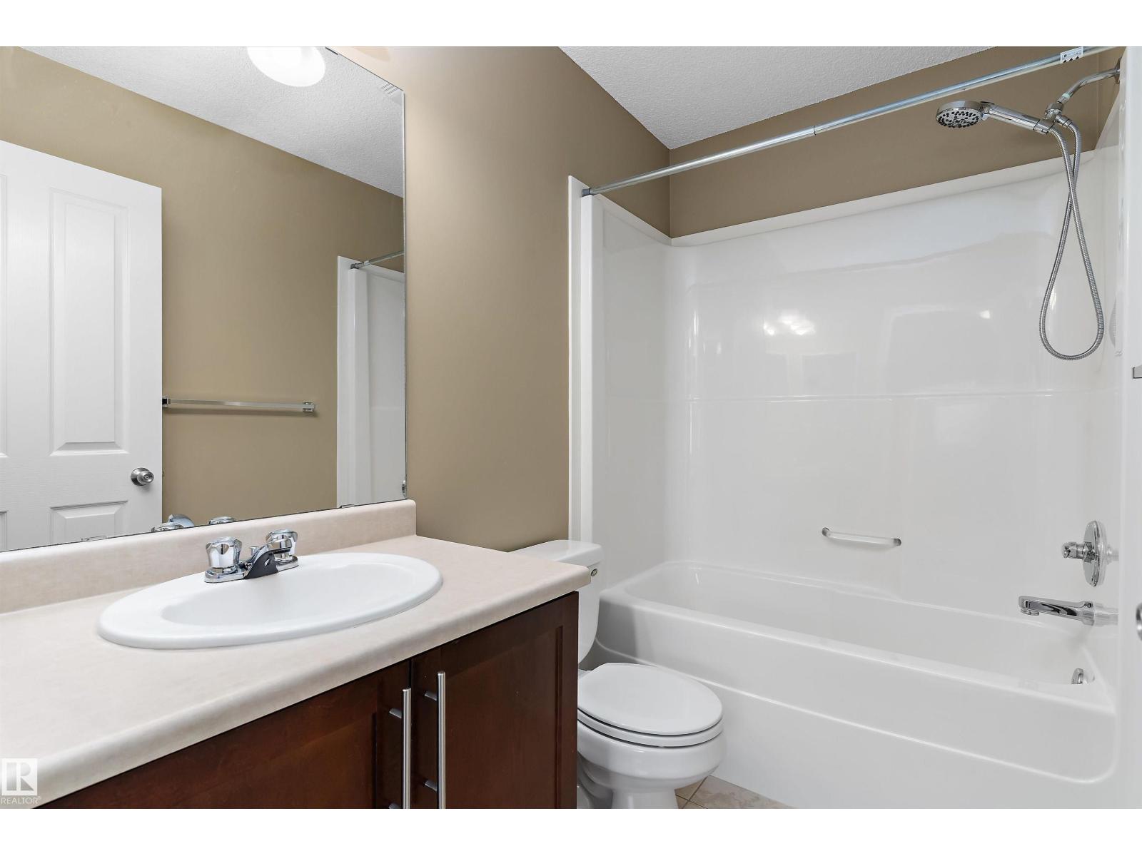 #73 2051 TOWNE CENTRE BV NW - 28