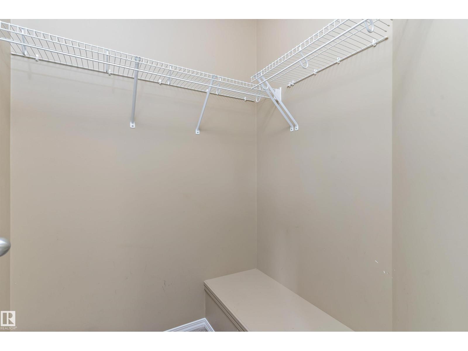 #73 2051 TOWNE CENTRE BV NW - 32