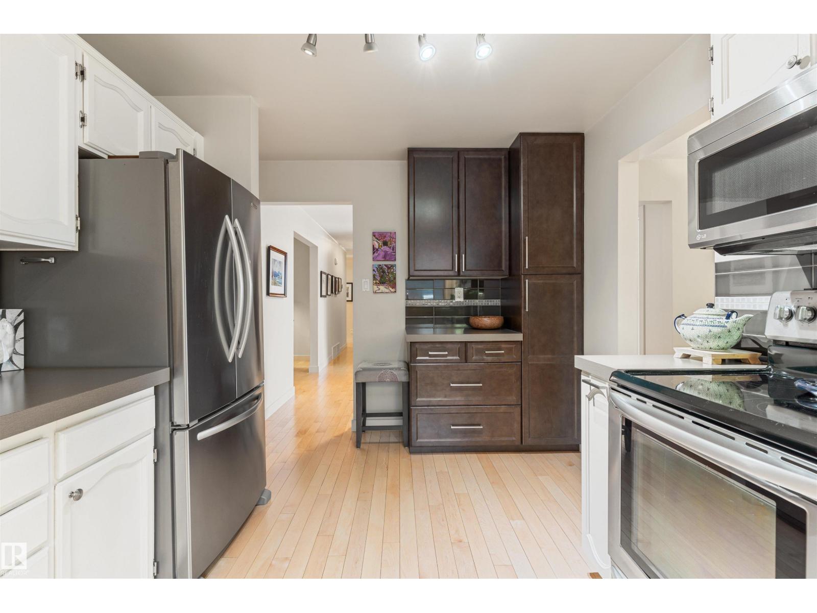16 QUESNELL RD NW - 13