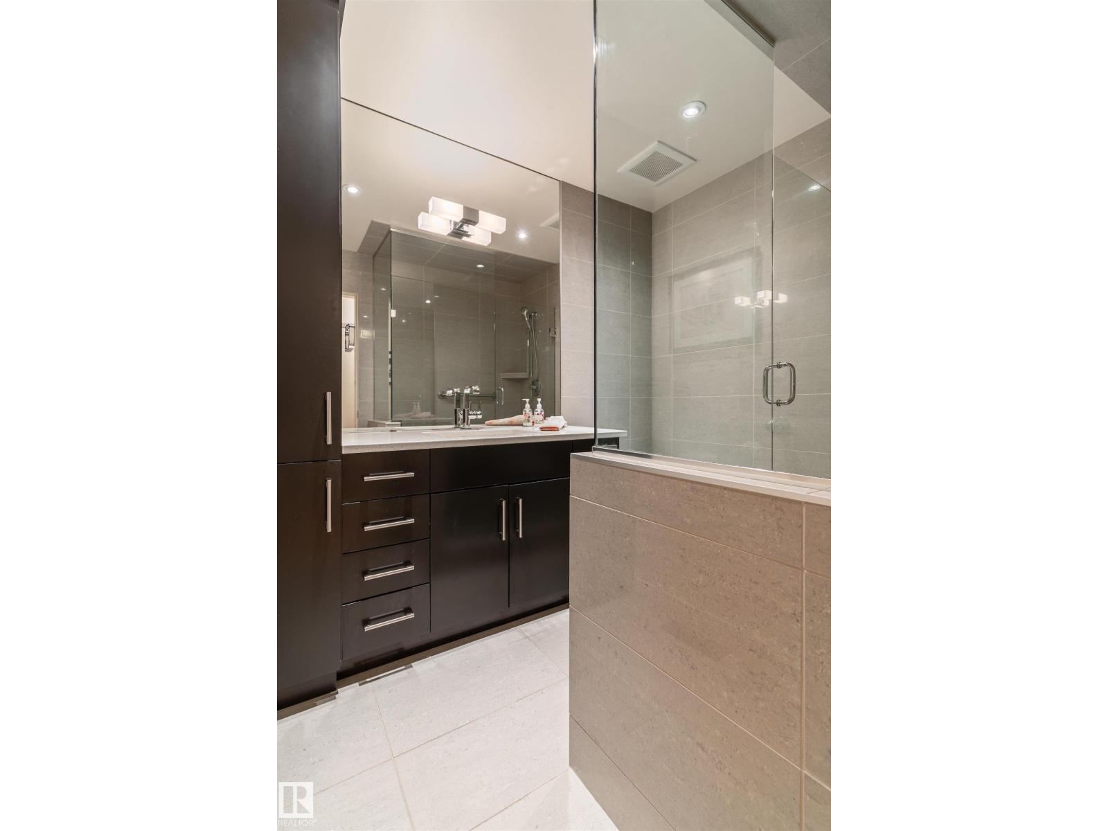 16 QUESNELL RD NW - 27