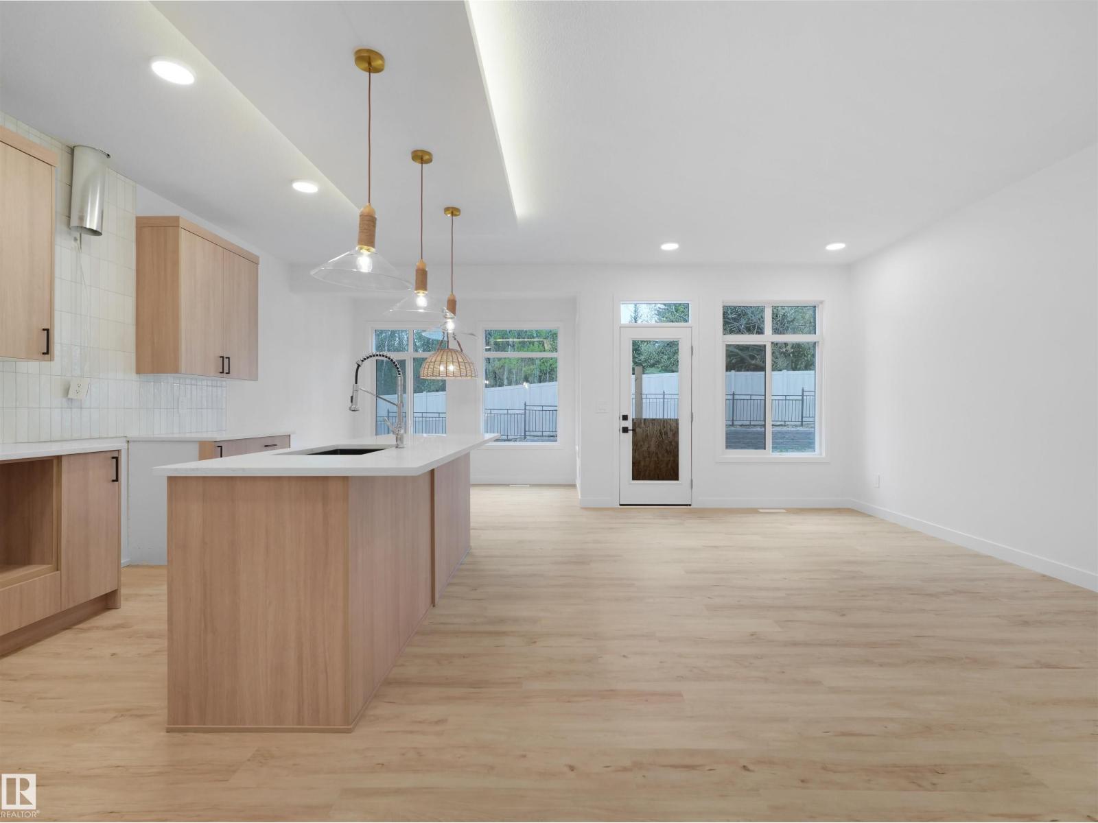 2212 Crossbill LI NW - 7