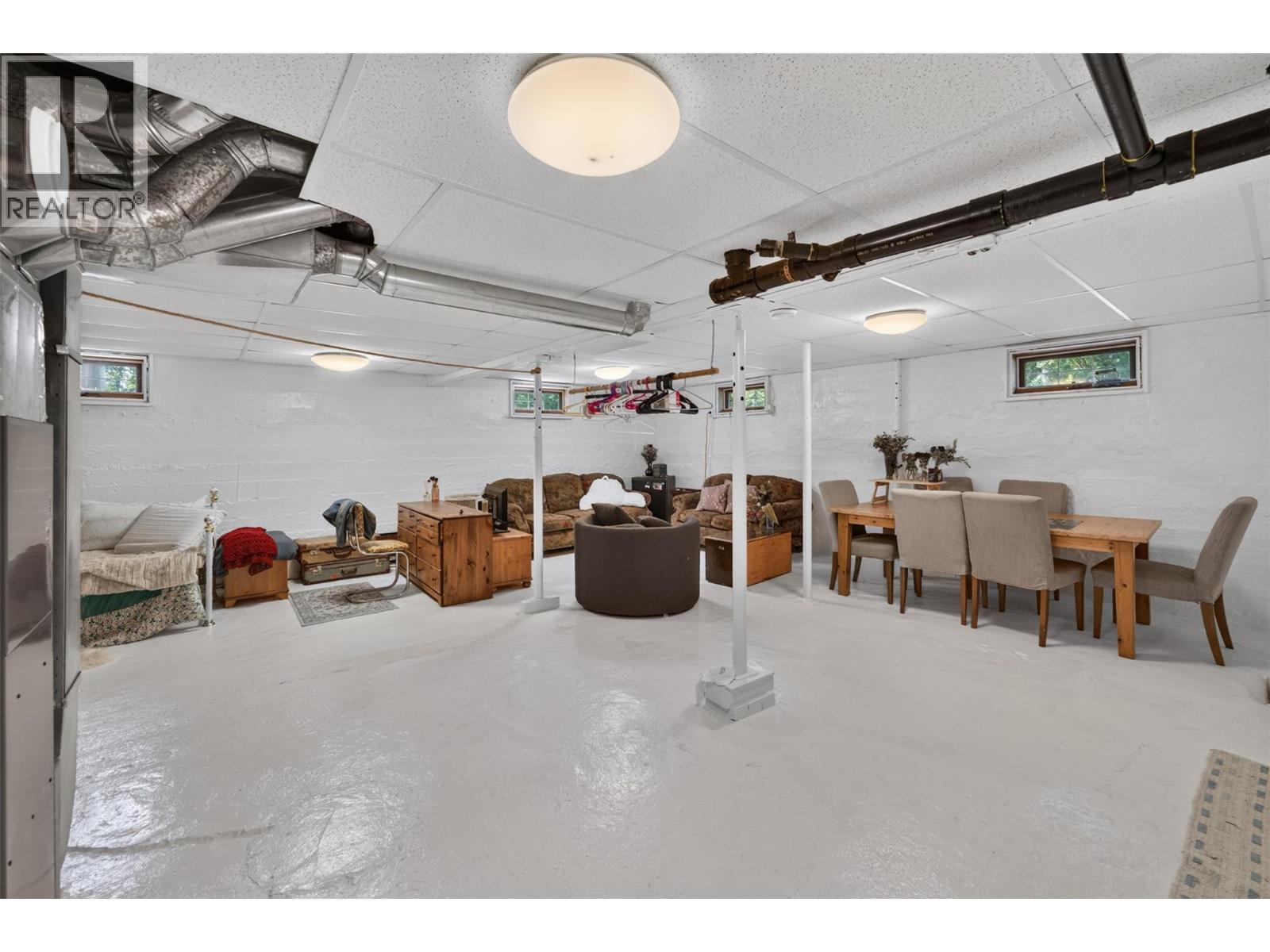 4490 Rolla Road - 31
