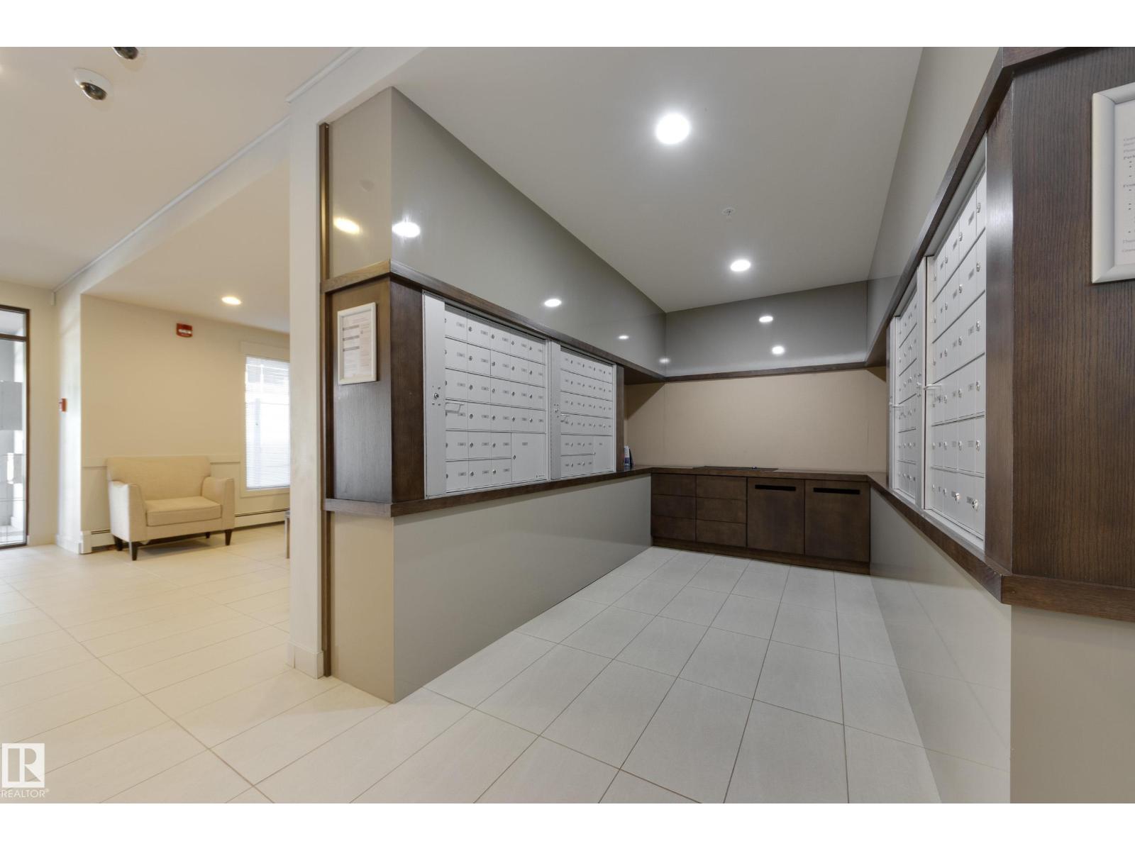 #405 5 ST LOUIS ST - 24