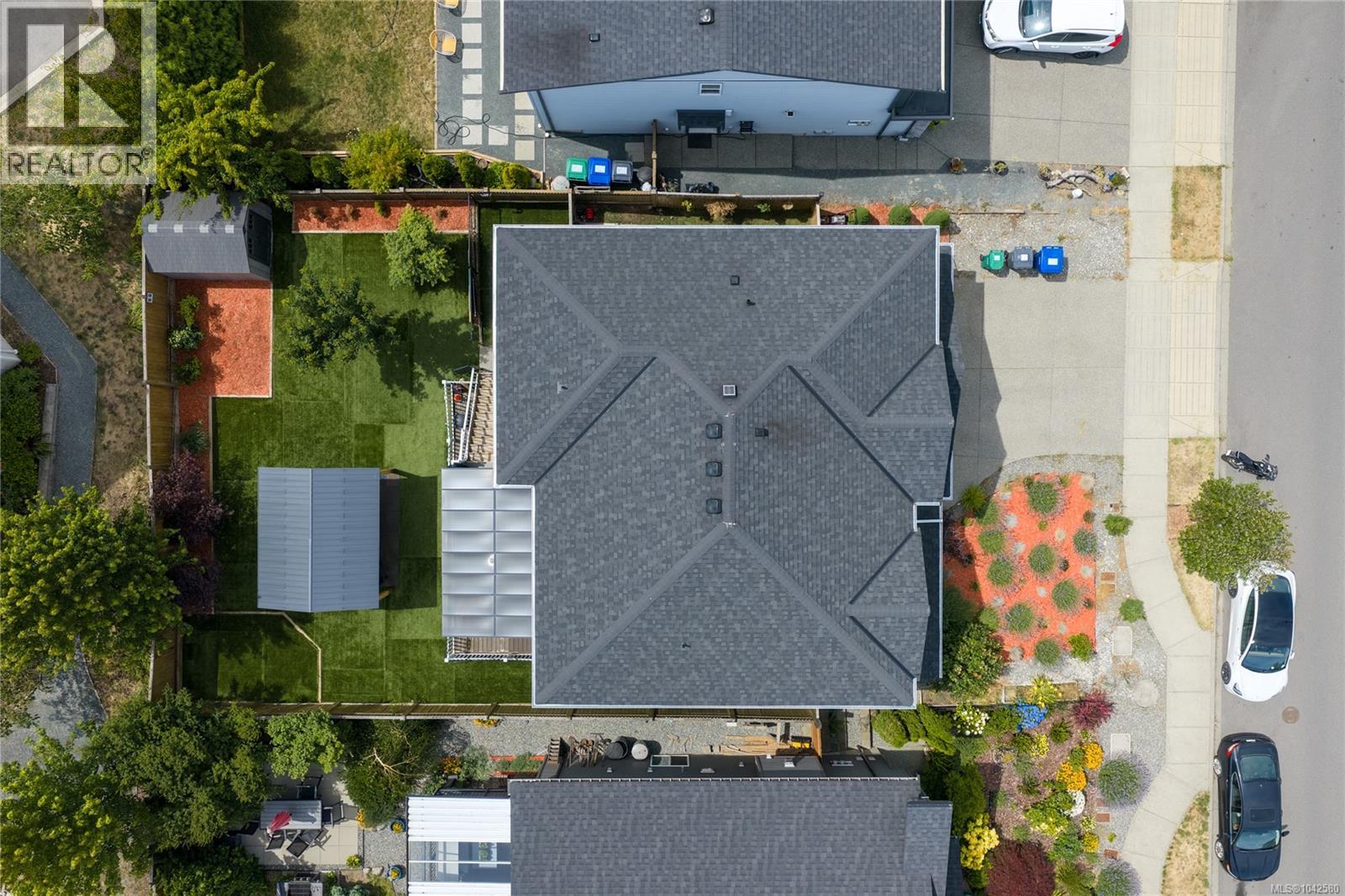 541 Lori Pl - 10