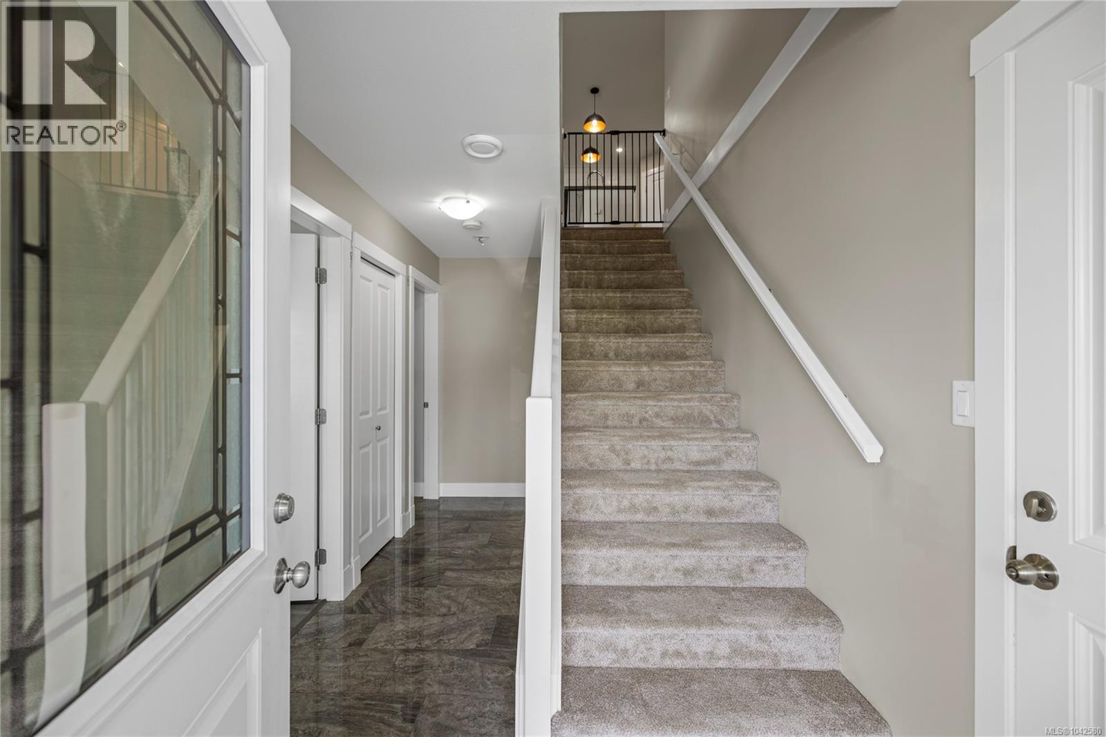 541 Lori Pl - 13