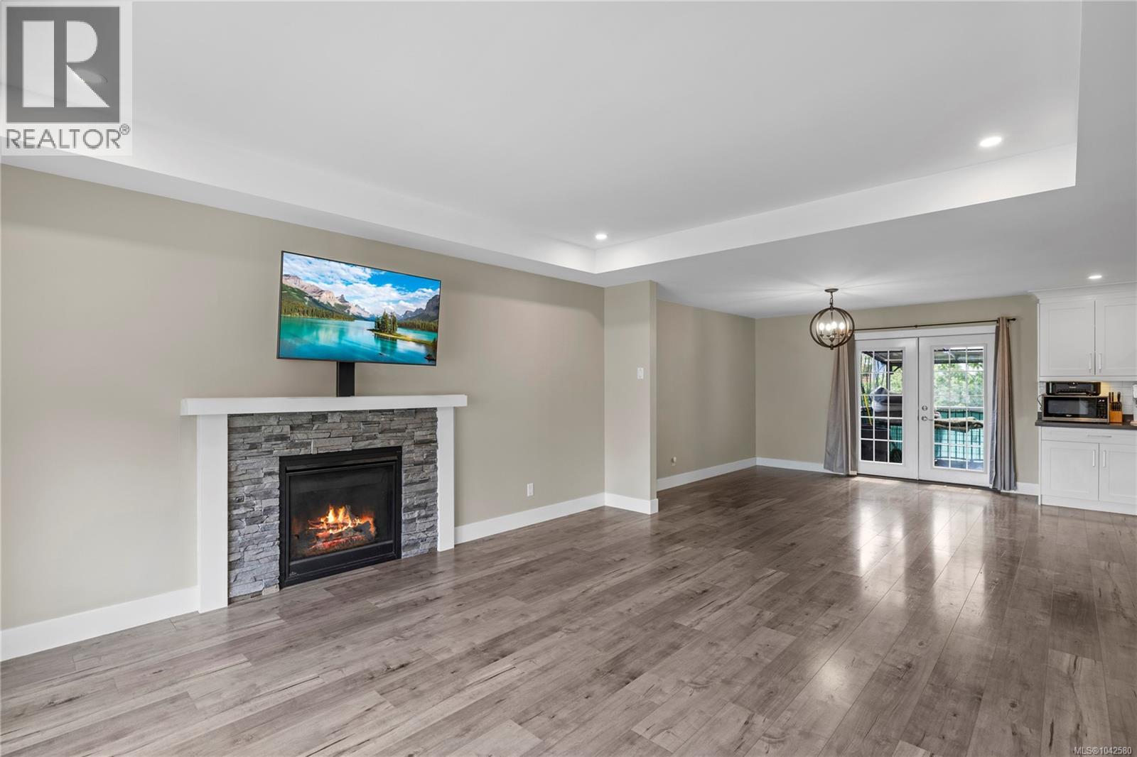 541 Lori Pl - 18