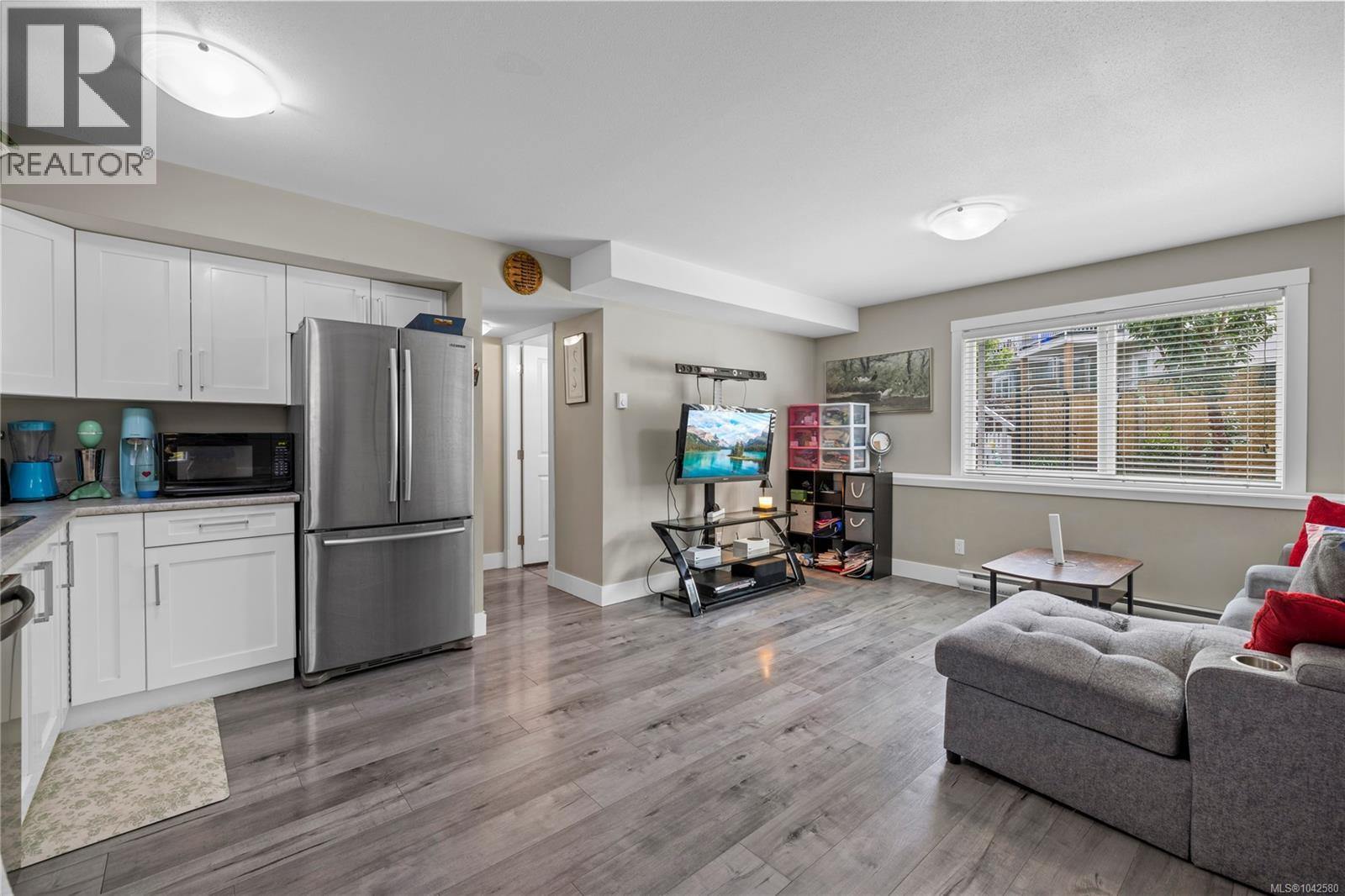 541 Lori Pl - 37