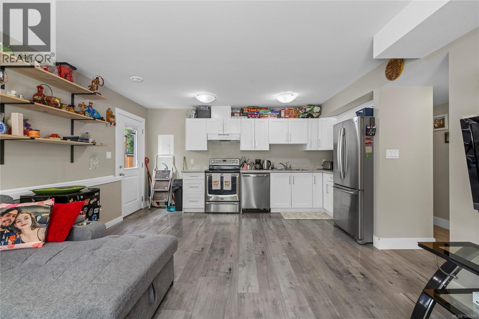 541 Lori Pl - 38