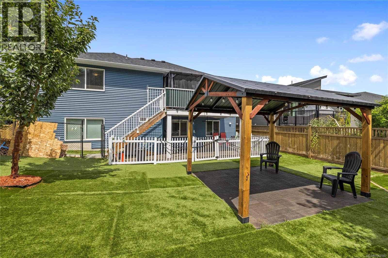 541 Lori Pl - 8