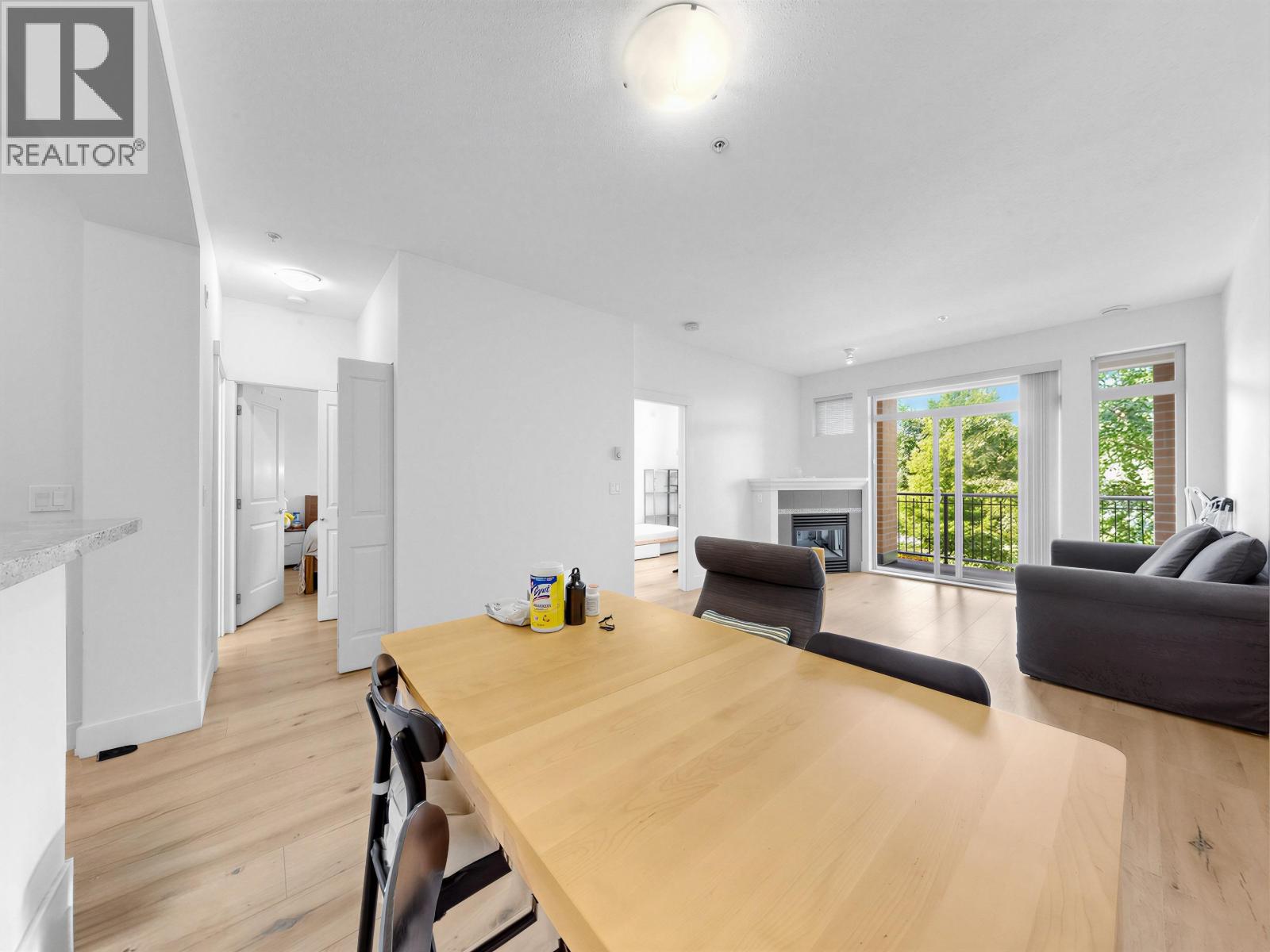 2 Bed, 2 Bath Apartment for Sale in Vancouver – 319 2250 WESBROOK MALL, Vancouver – MLS# R3144055 - Image 10