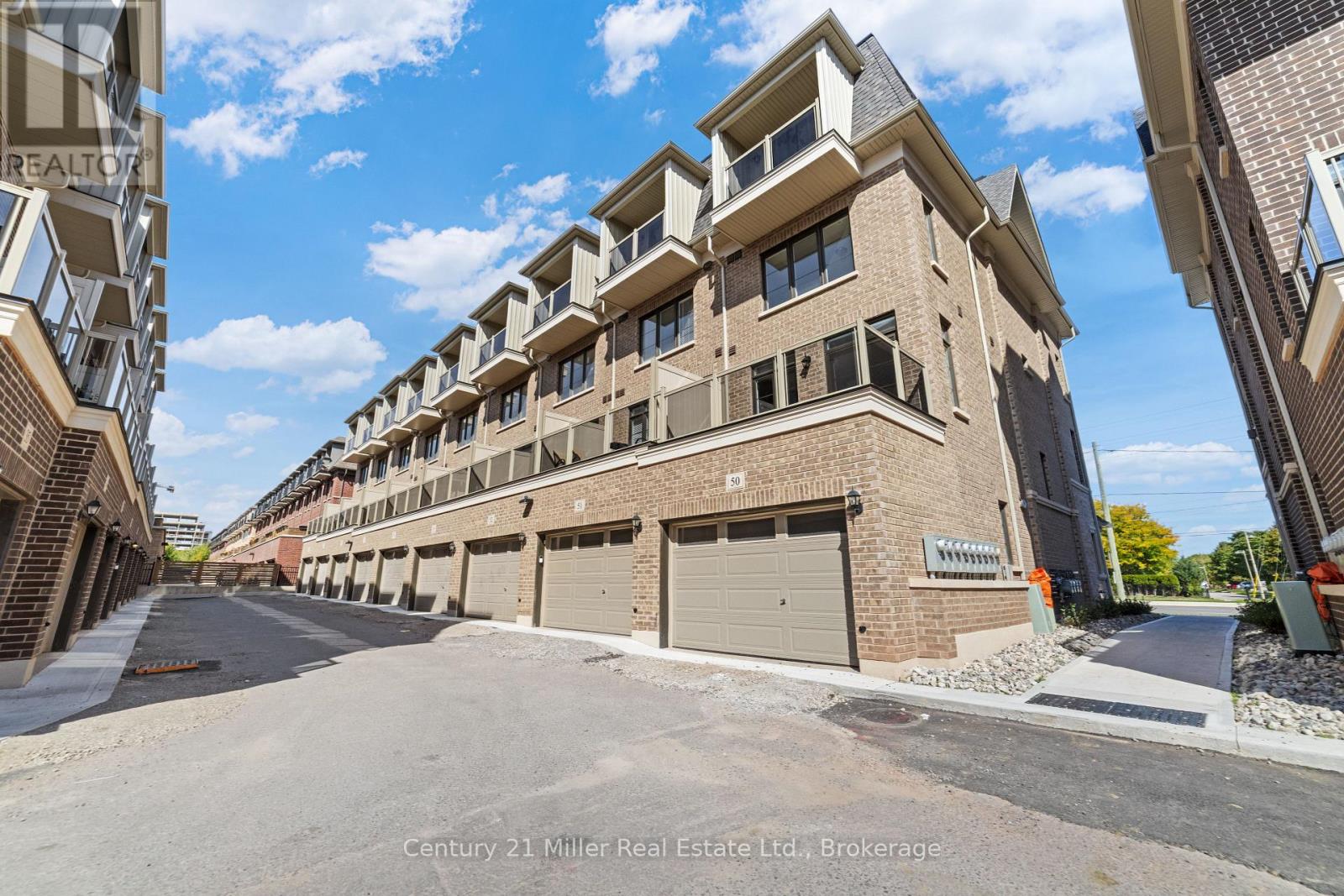 #48 2140 TRAFALGAR ROAD - 26
