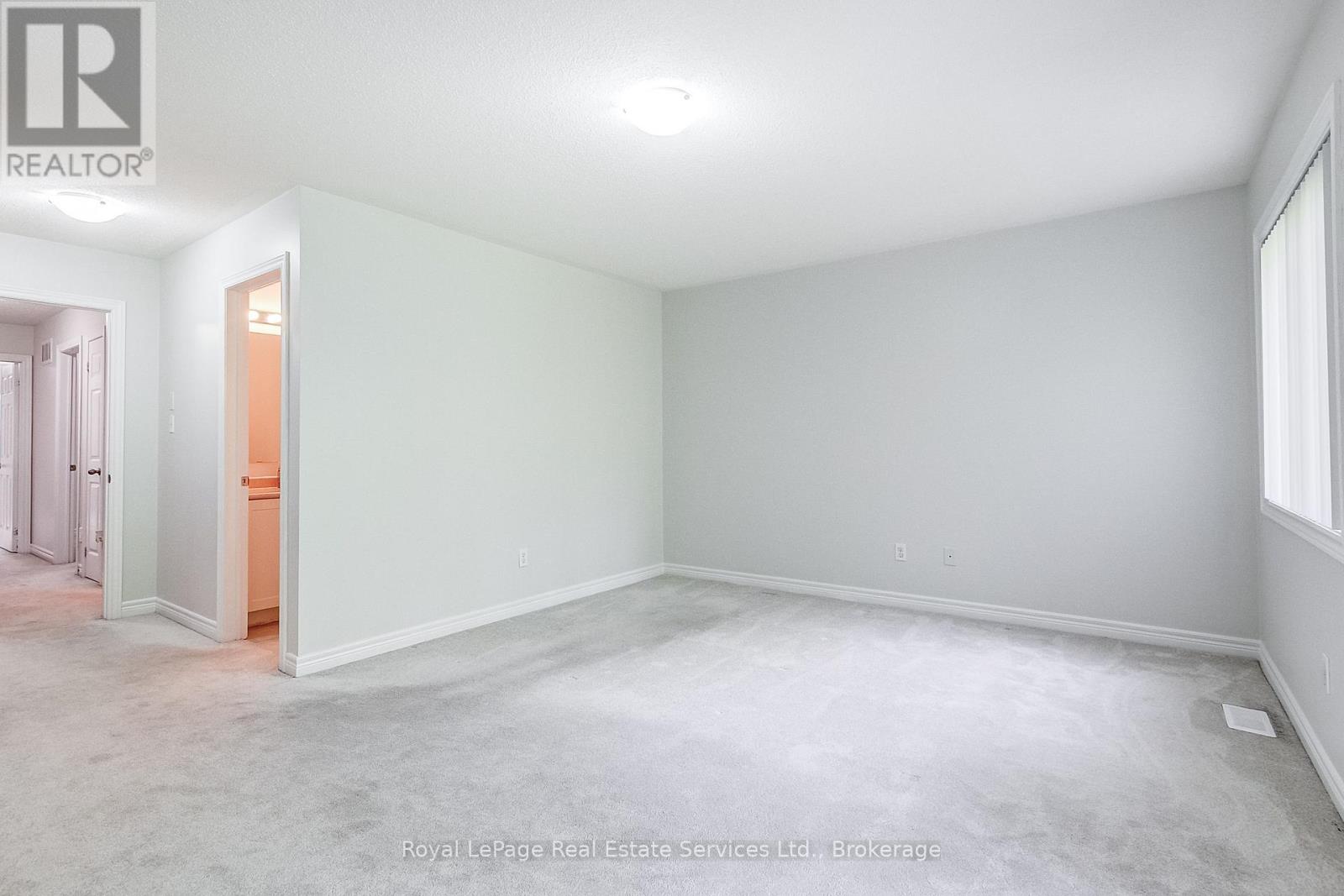 #22 233 DUSKYWING WAY - 28