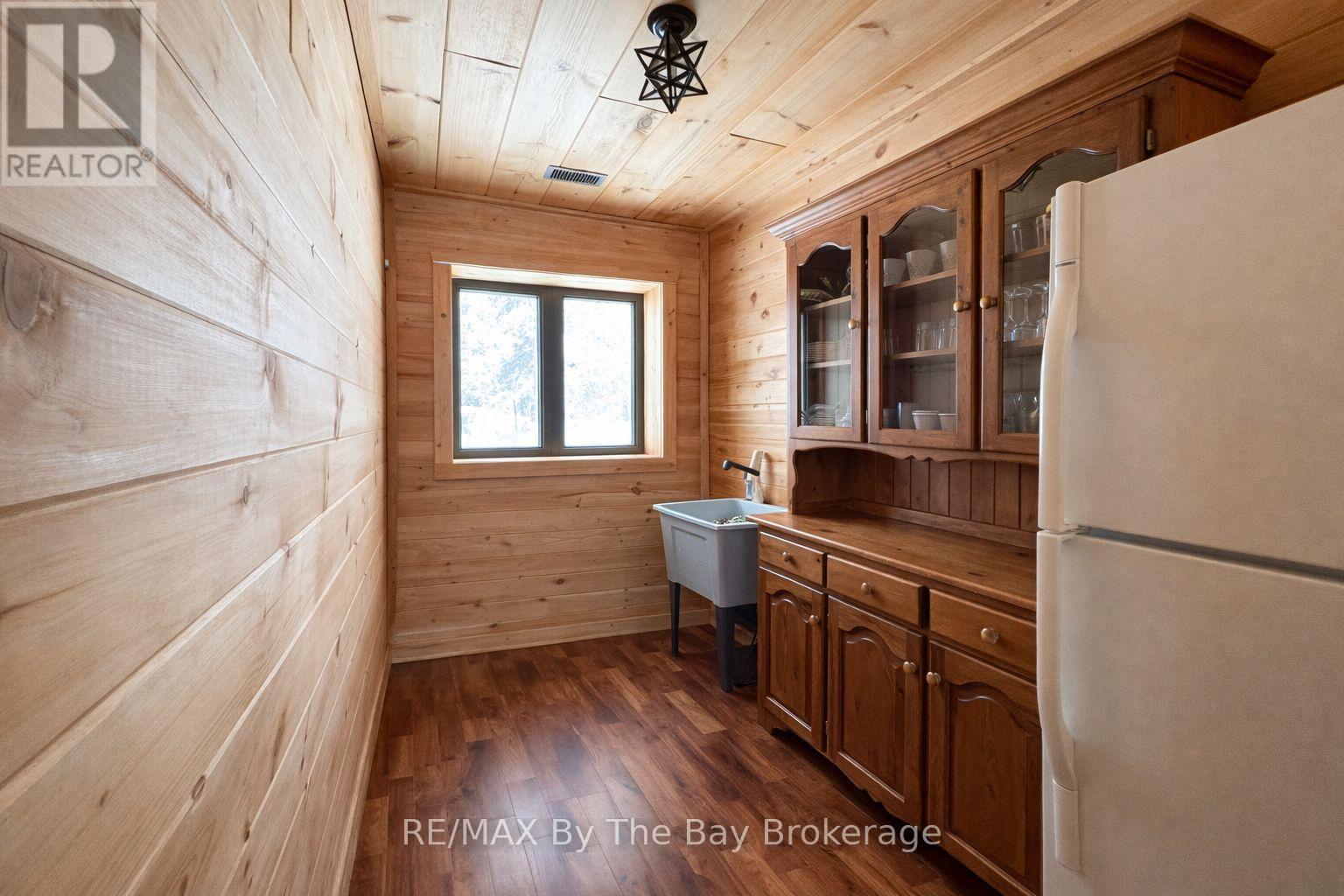 1536 NORTH PORTAGE ROAD - 30