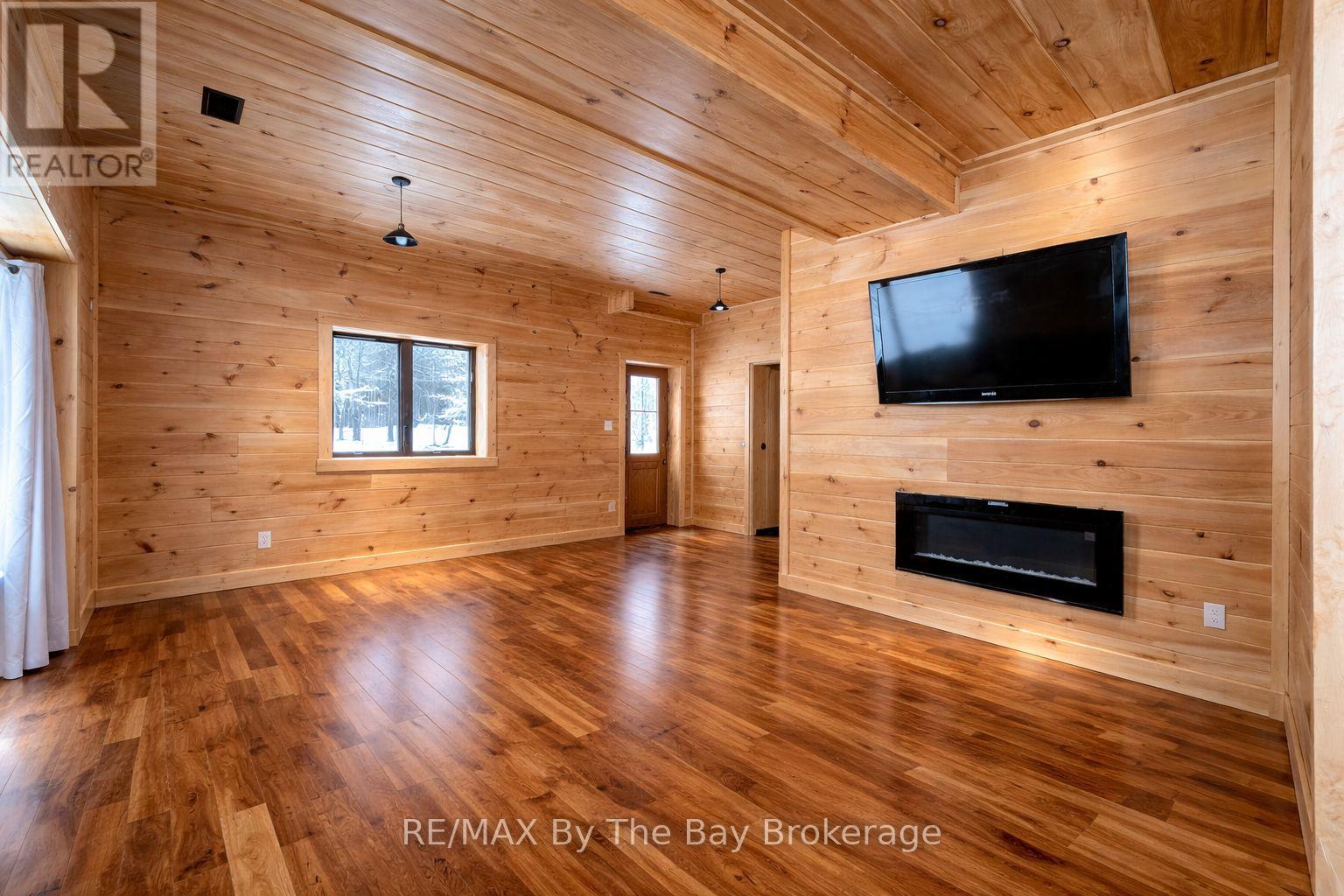 1536 NORTH PORTAGE ROAD - 27