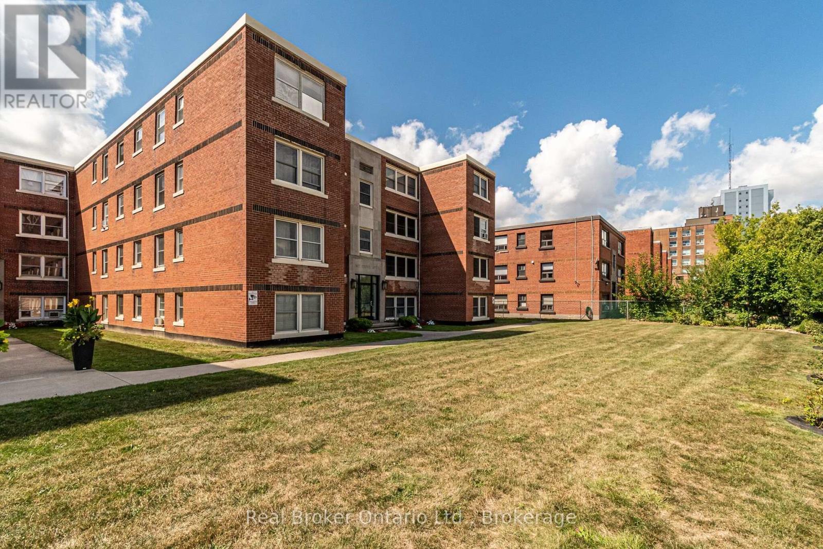#312B 5 EAST 36TH STREET - 17