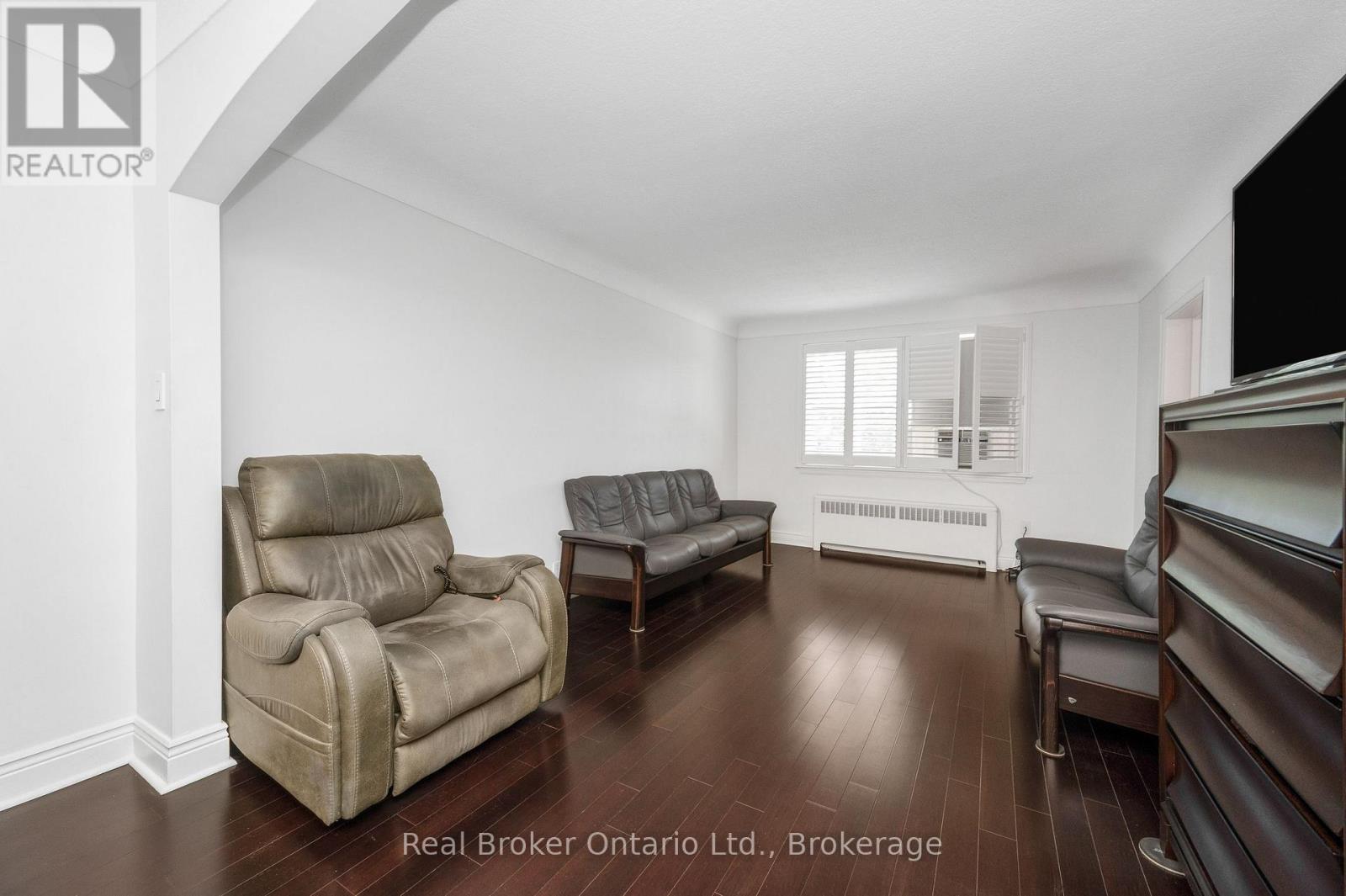 #312B 5 EAST 36TH STREET - 8