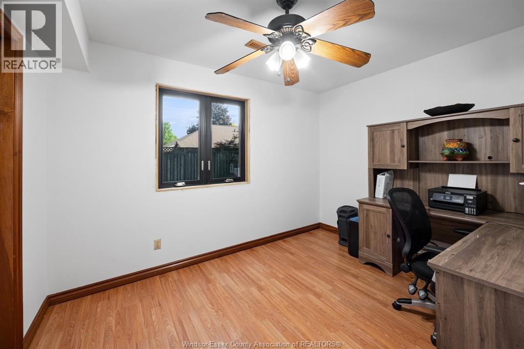 831 LAFFERTY - 26