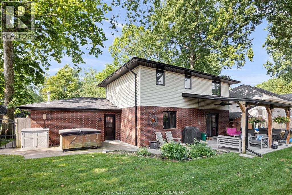 831 LAFFERTY - 32
