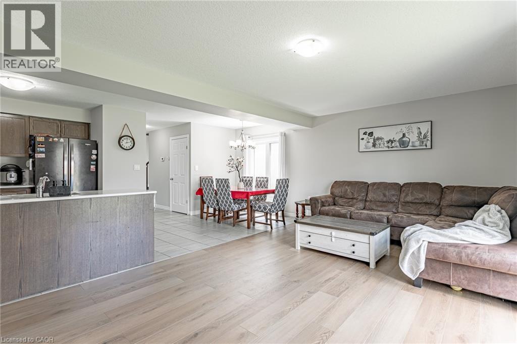 1540 DUNKIRK Avenue - 13