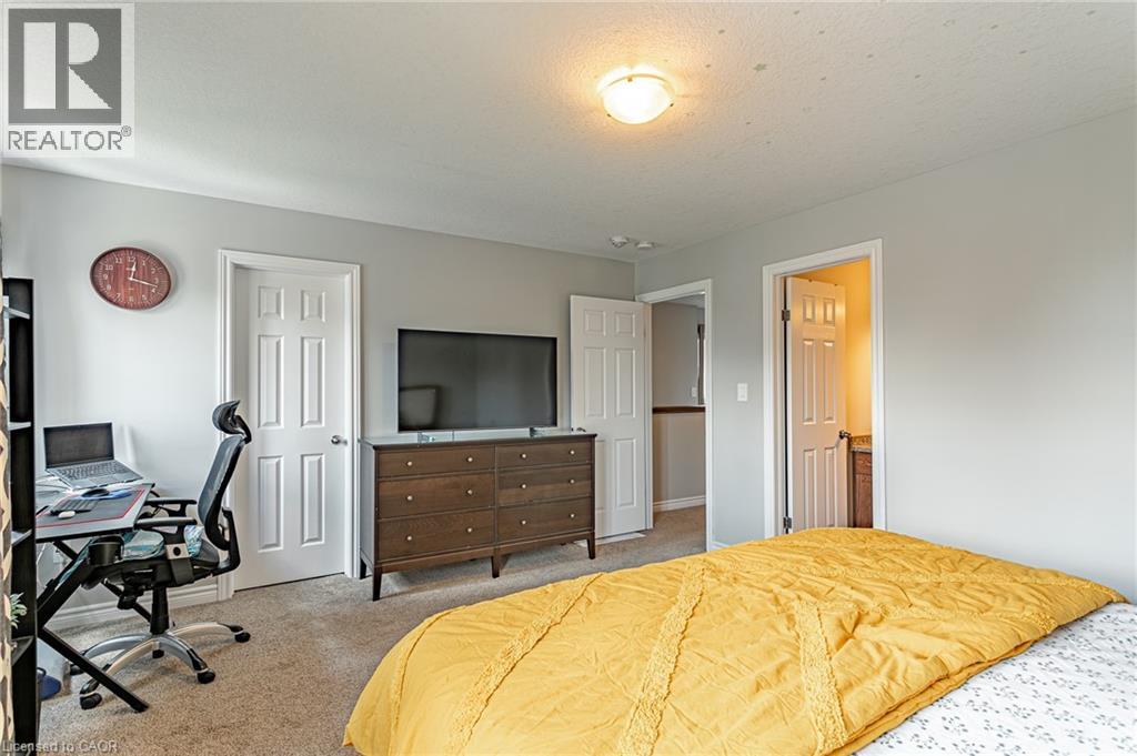 1540 DUNKIRK Avenue - 17