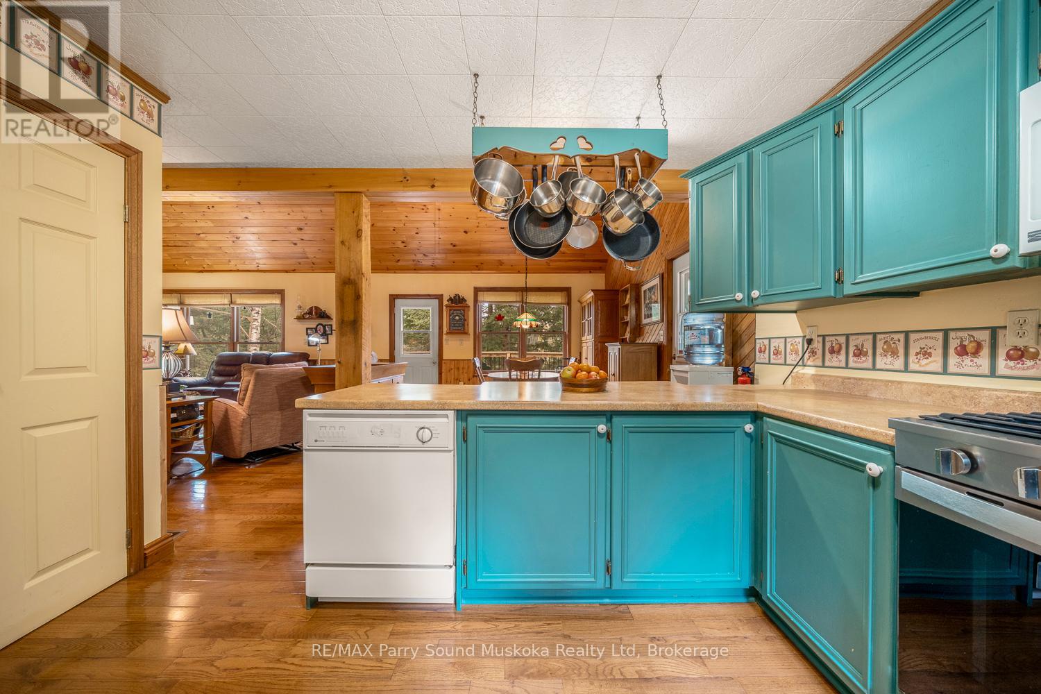 18 SMOKEY ROAD - 24
