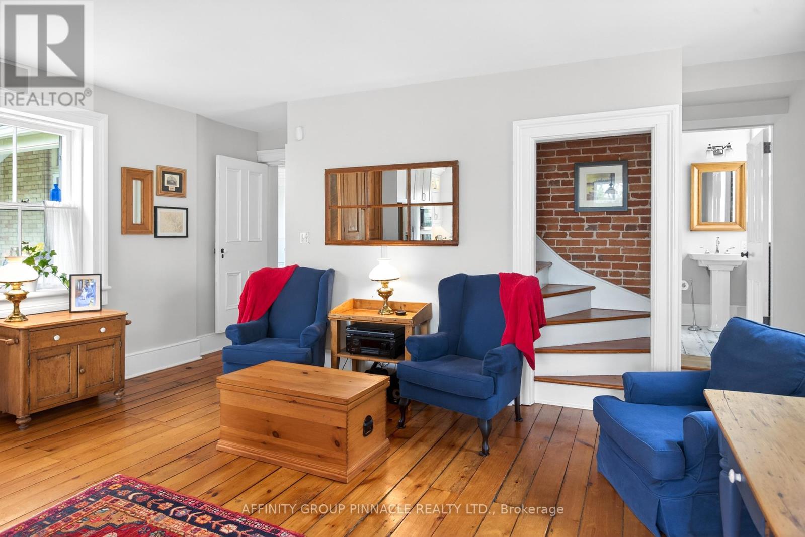 145 KING STREET - 24