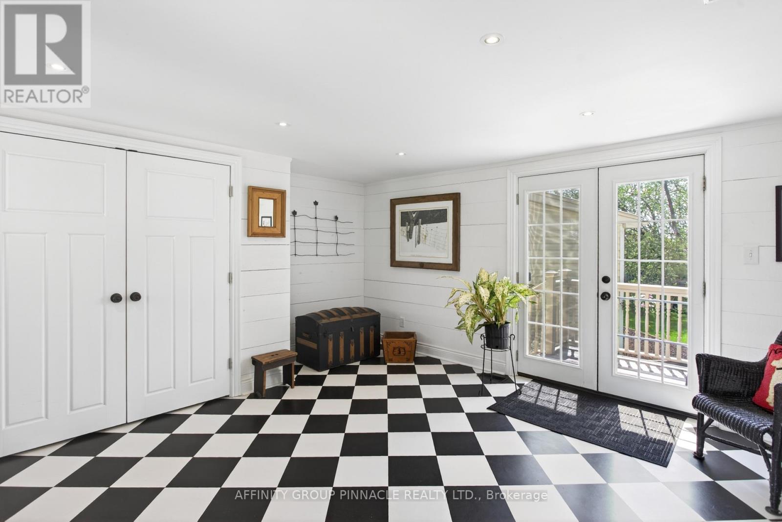 145 KING STREET - 28