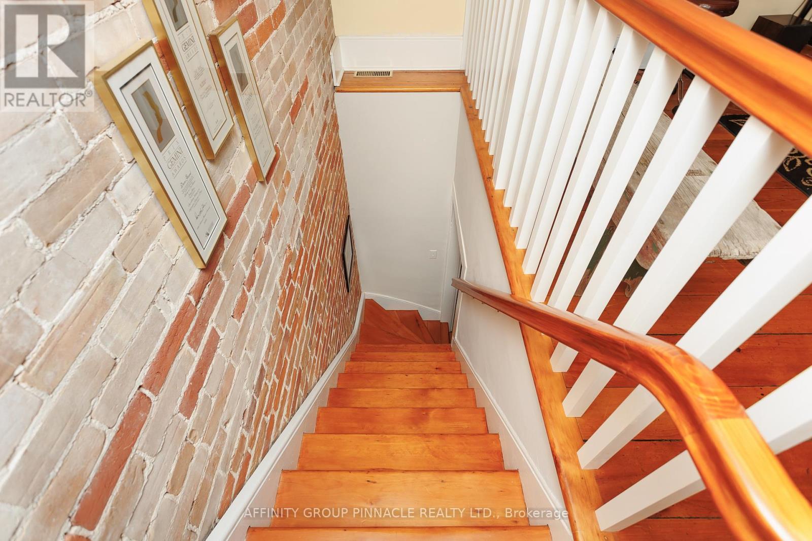 145 KING STREET - 30