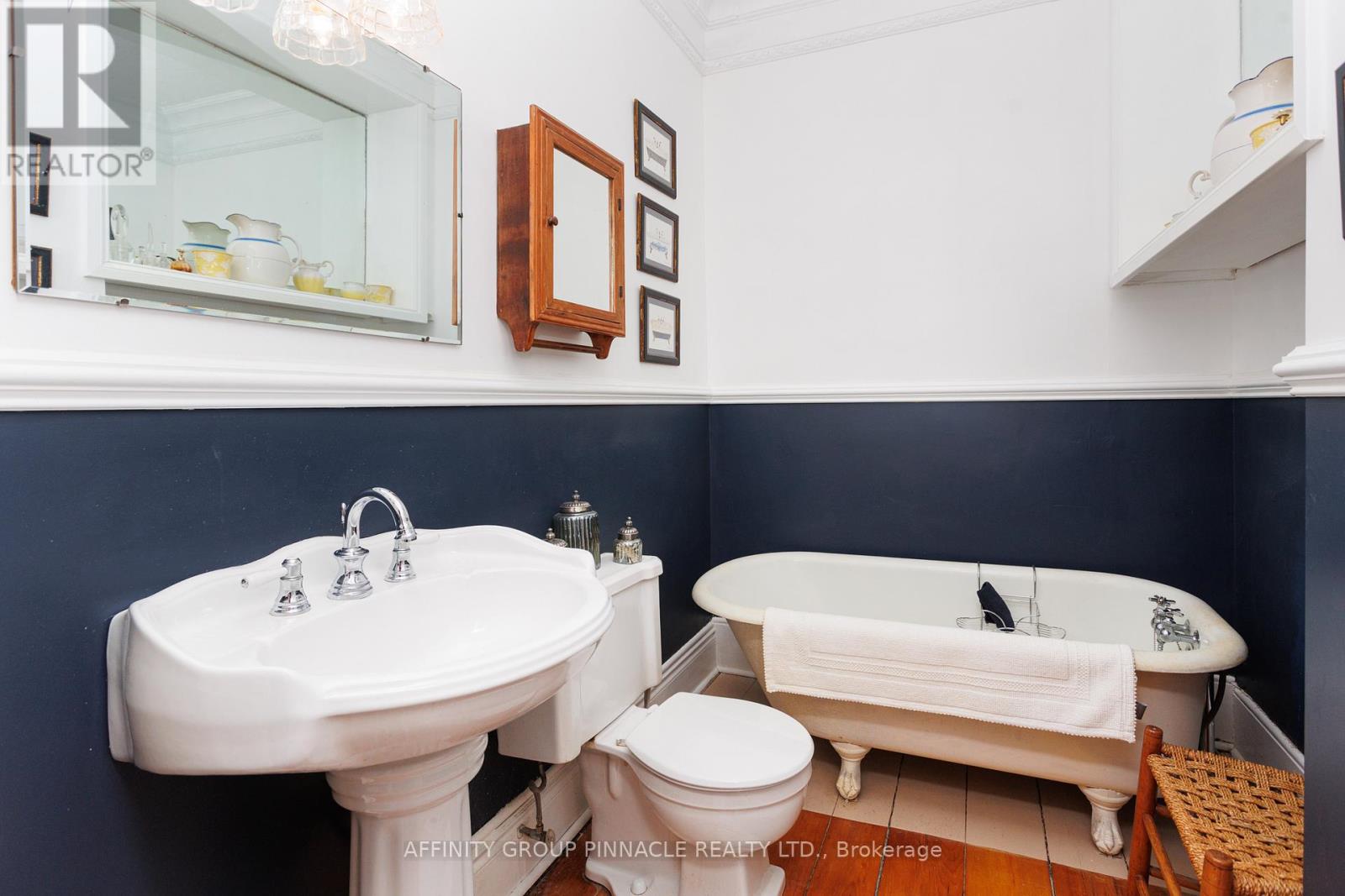 145 KING STREET - 41
