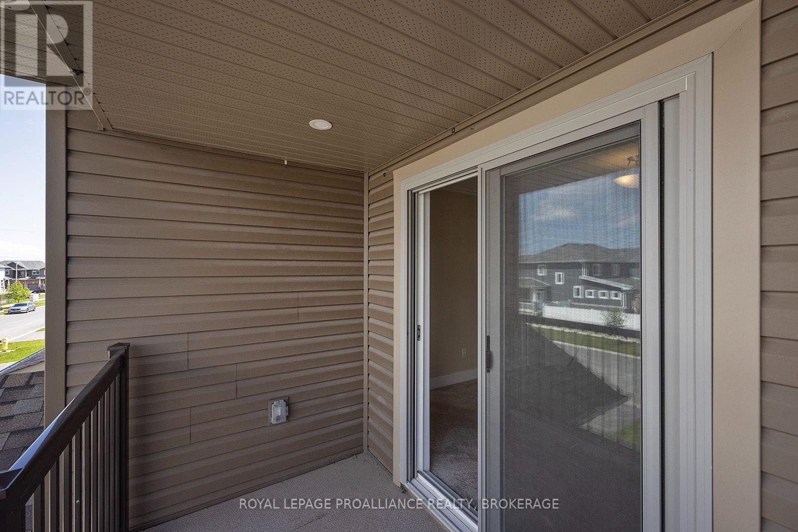 184 DR RICHARD JAMES CRESCENT - 11
