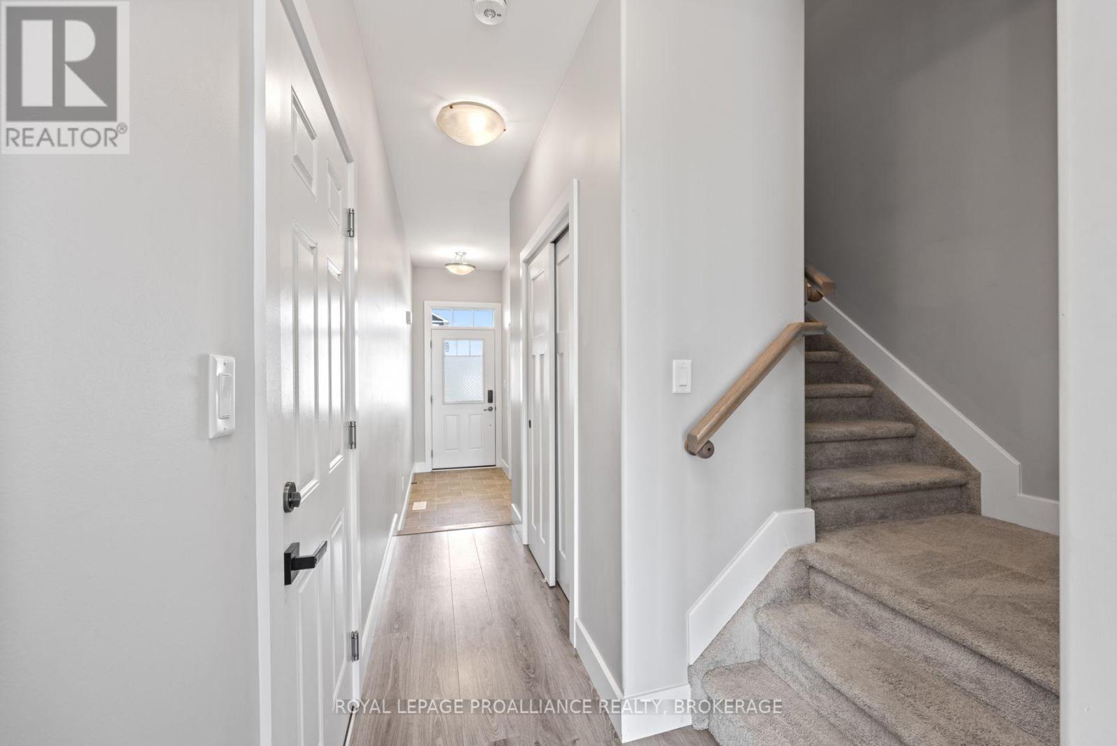 184 DR RICHARD JAMES CRESCENT - 16