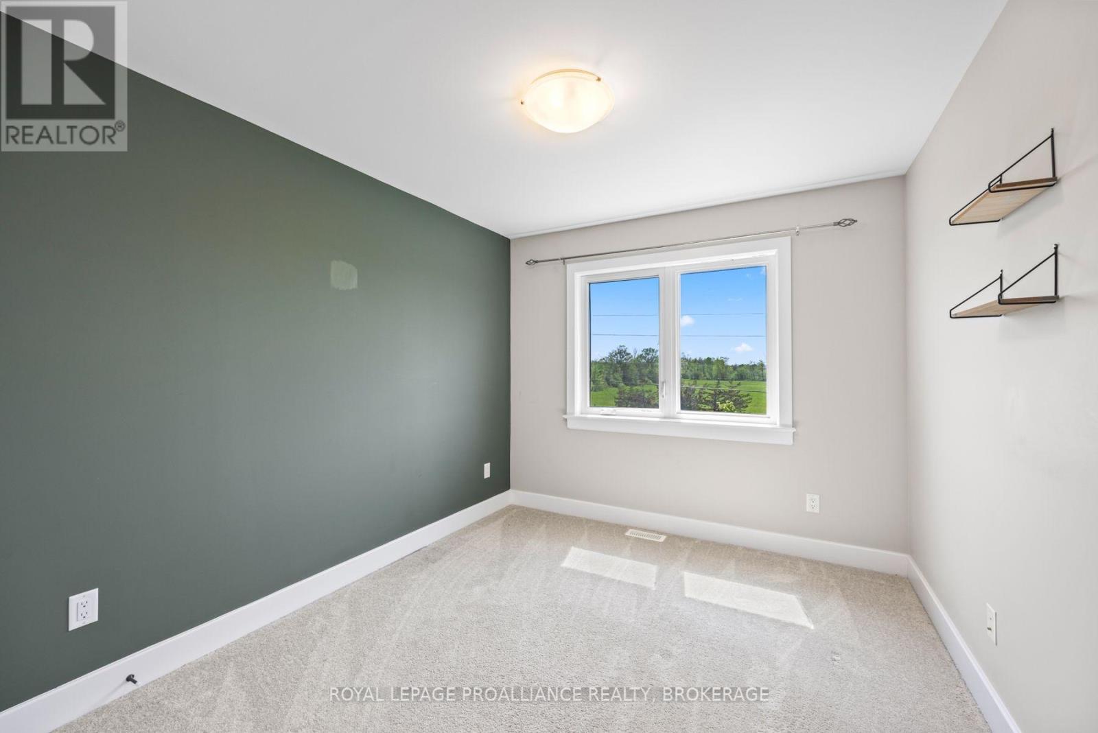 184 DR RICHARD JAMES CRESCENT - 31