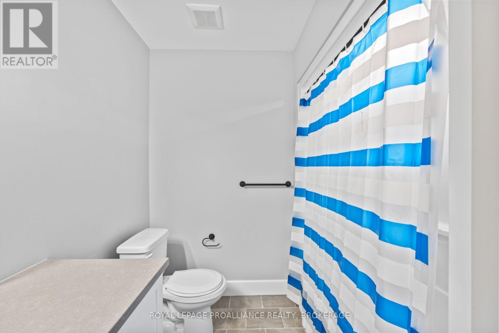 184 DR RICHARD JAMES CRESCENT - 36