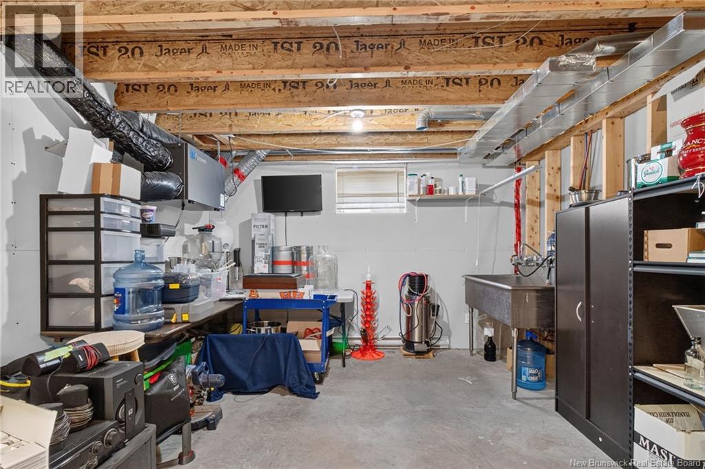 24 Stoneham - Image 21