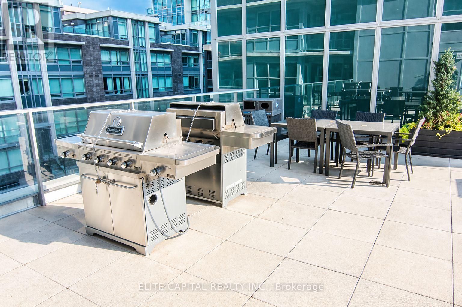 #2207 59 EAST LIBERTY STREET - 27