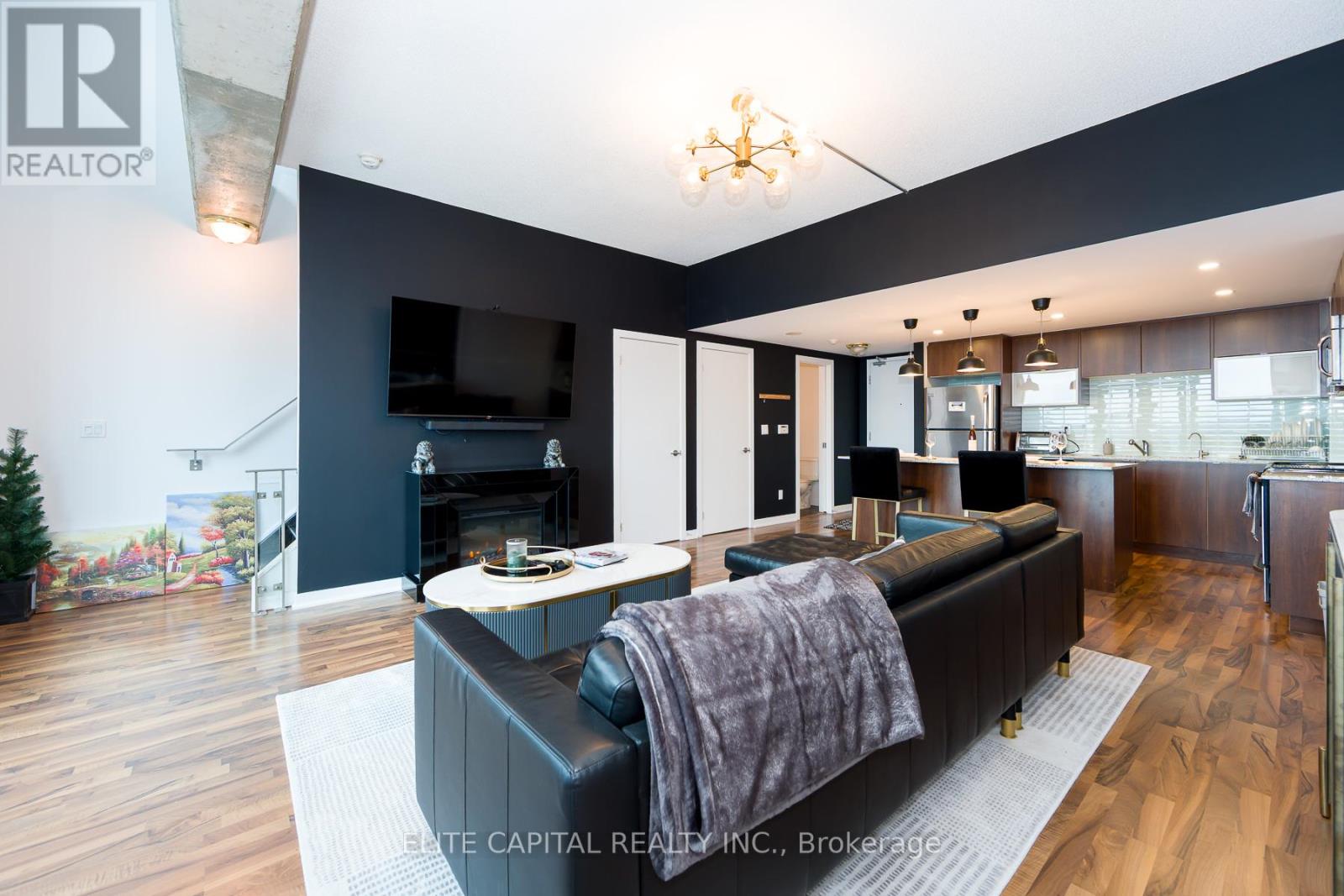 #2207 59 EAST LIBERTY STREET - 7