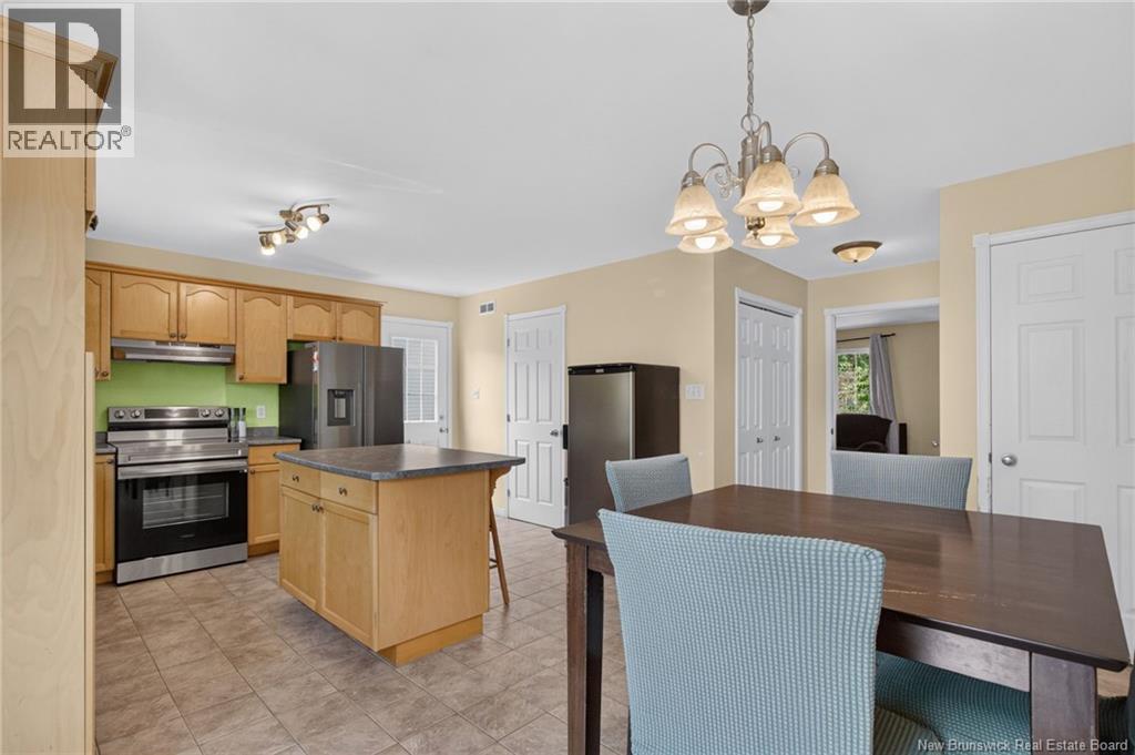 24 Stoneham - Image 5