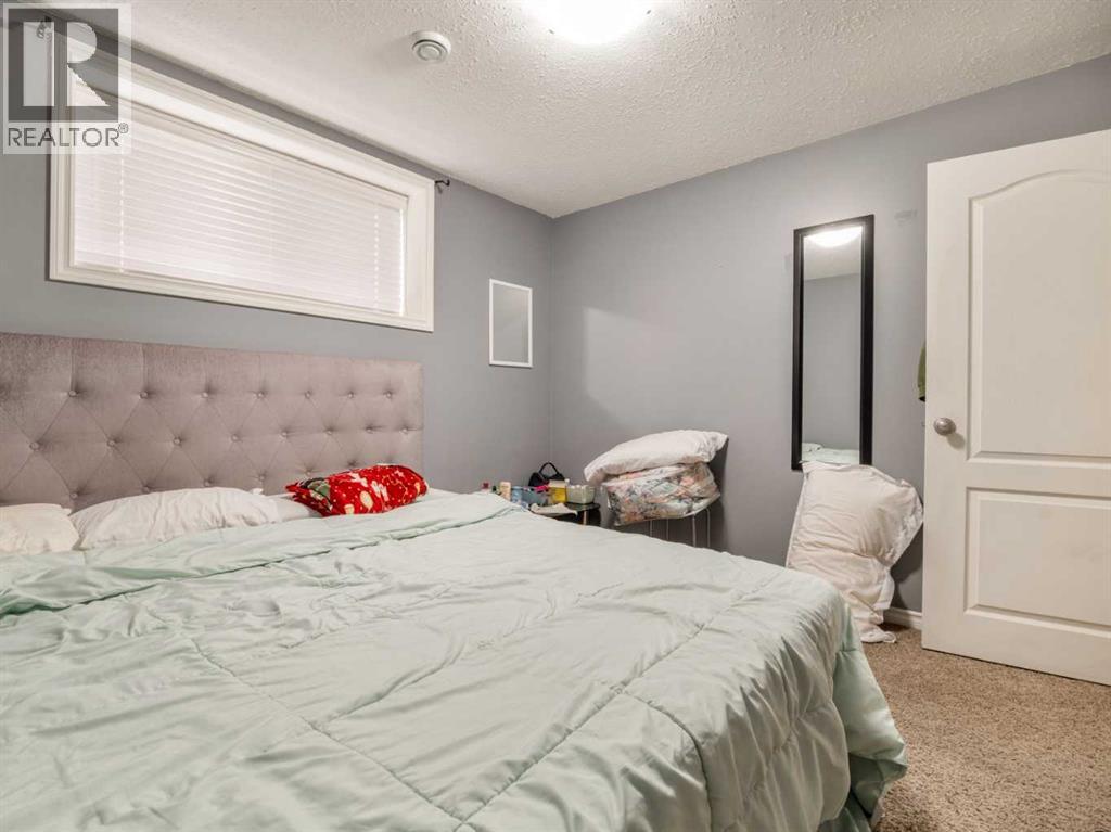 350 Mt Sunburst Way W — photo 33