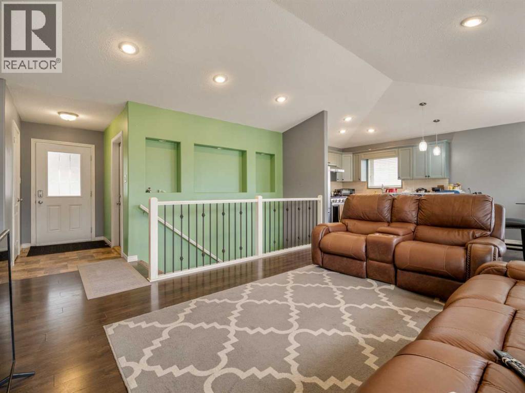 350 Mt Sunburst Way W — photo 18