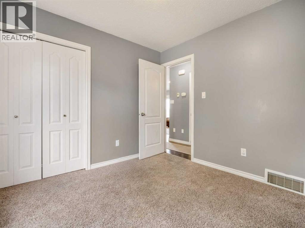 350 Mt Sunburst Way W — photo 11
