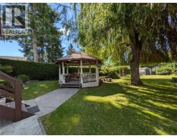 745 Middleton St, Saanich, BC V9A2E1 Photo 52