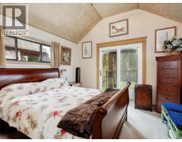 Primary Bedroom - 745 Middleton St, Saanich, BC V9A2E1 Photo 12