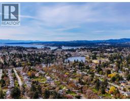 745 Middleton St, Saanich, BC V9A2E1 Photo 44