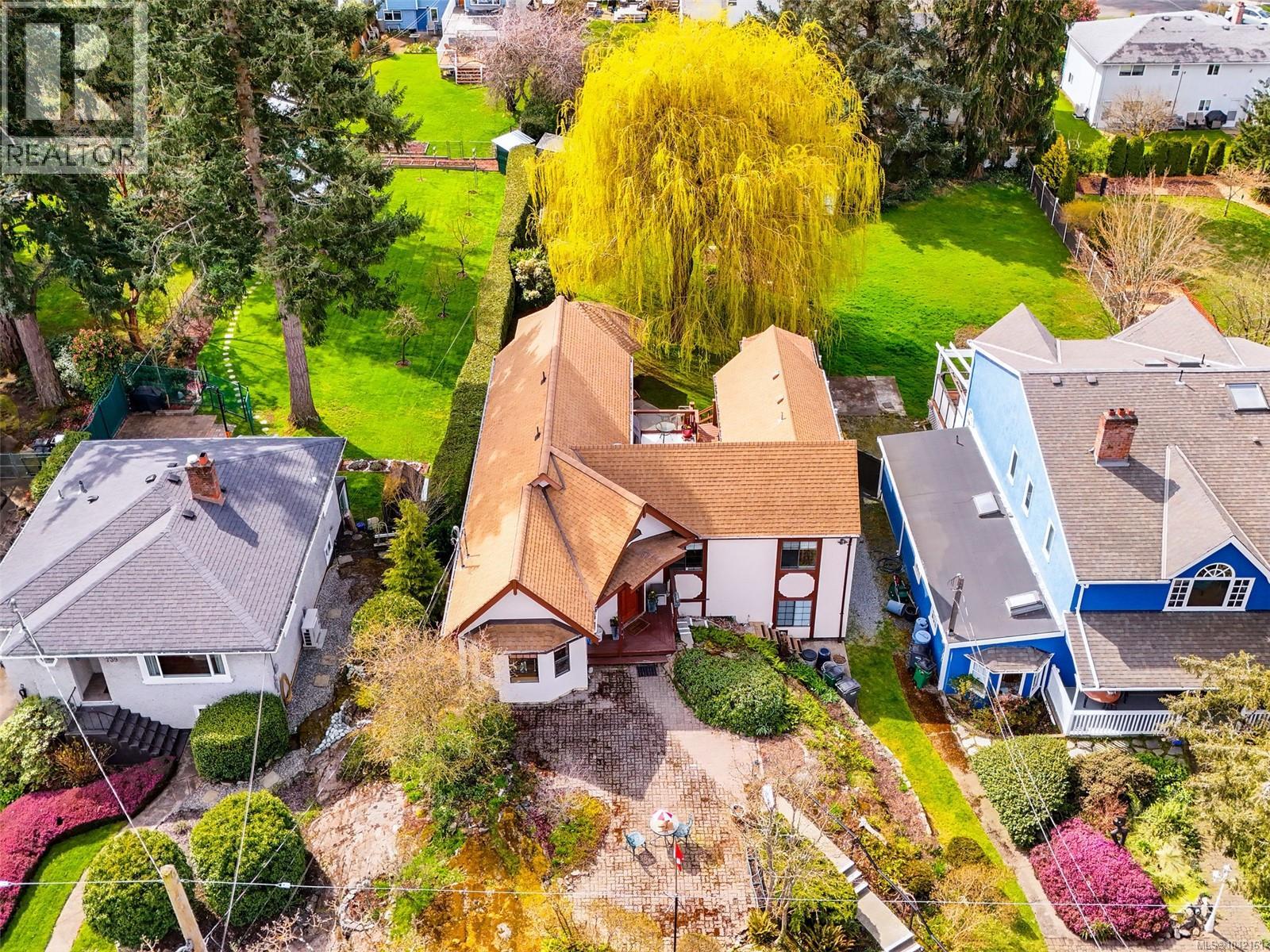 745 Middleton St - 40